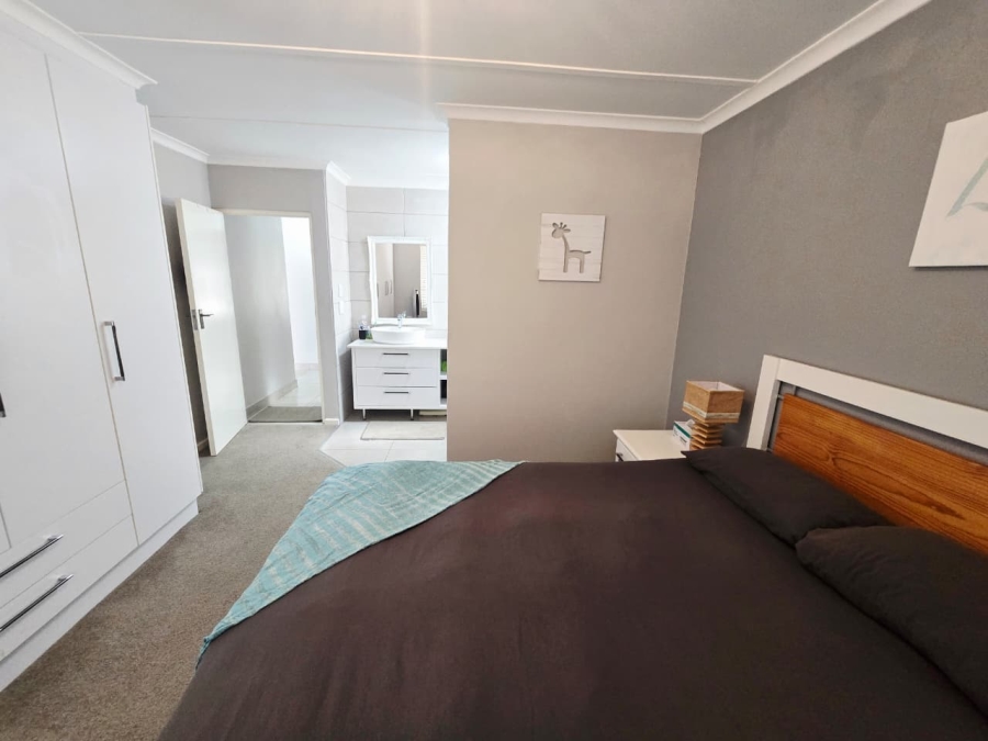 4 Bedroom Property for Sale in George East Western Cape